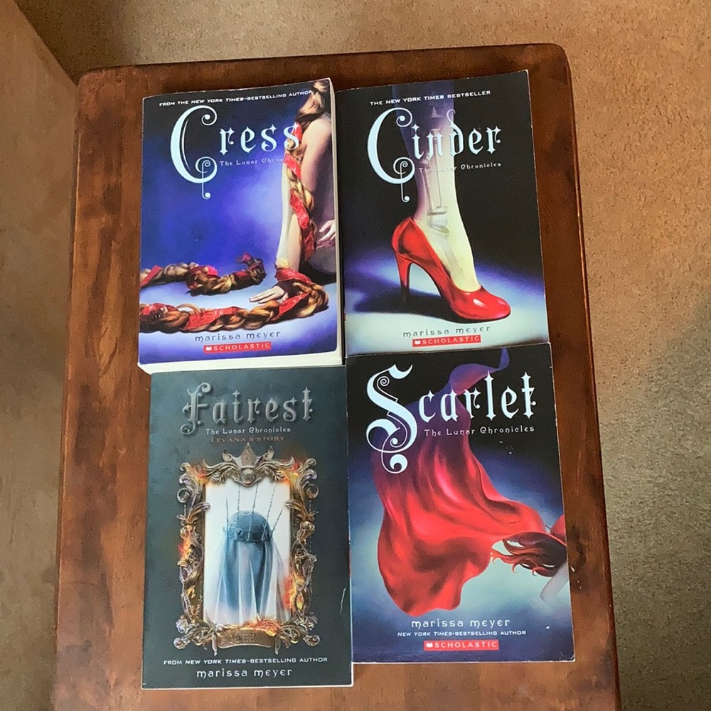 Marissa Meyer Young Adult novels